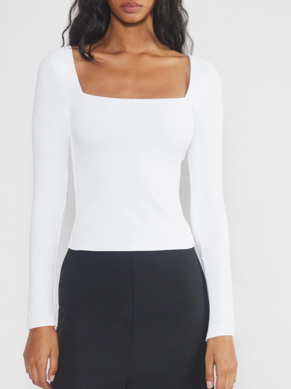 Aritiza X Babaton Contour Squareneck Longsleeve Thong Bodysuit. XS